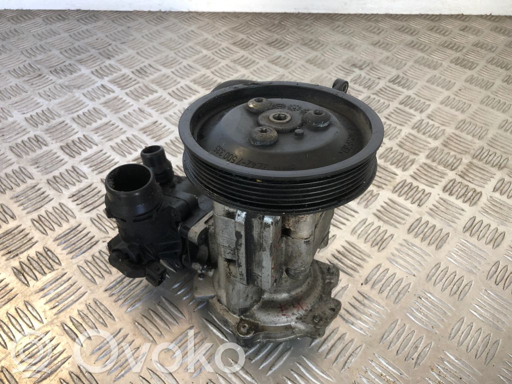 BMW 3 E46 Power steering pump 