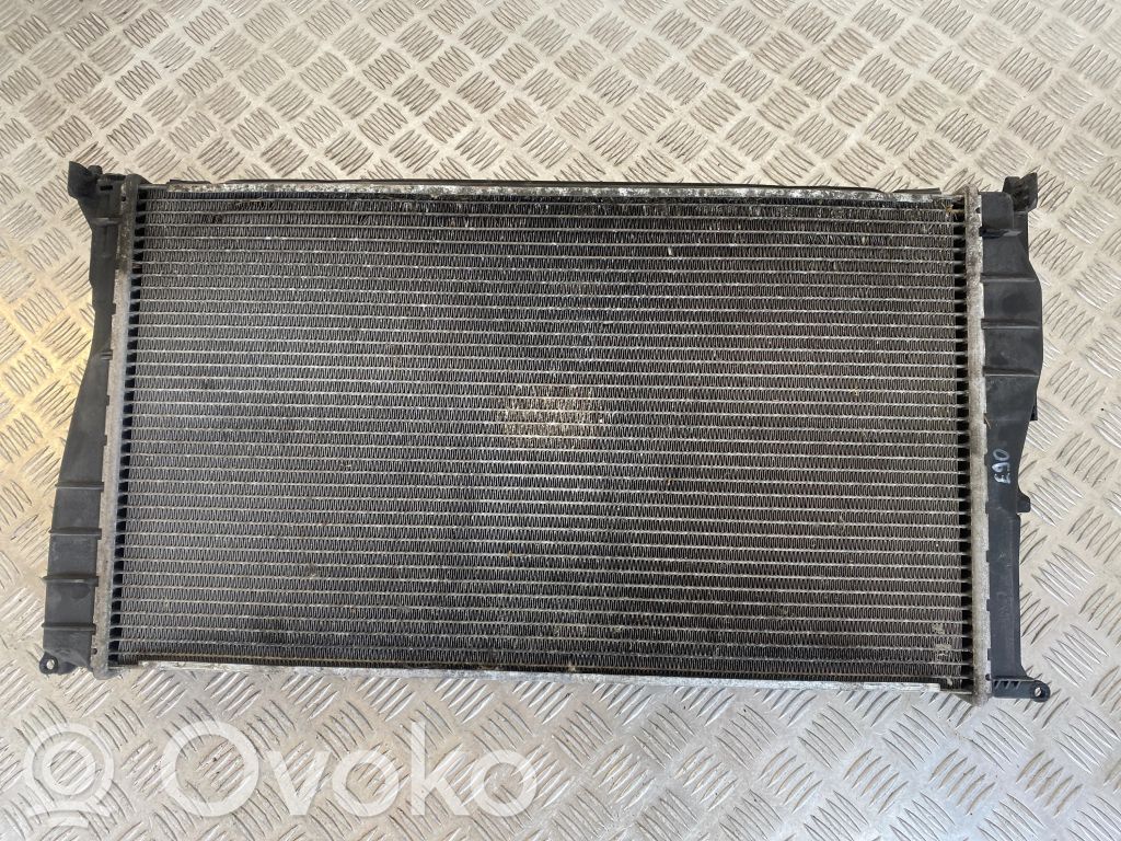 Coolant radiator   7788903,3052883,3094174