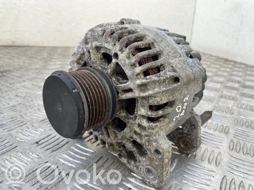 Volkswagen Caddy Ģenerators 