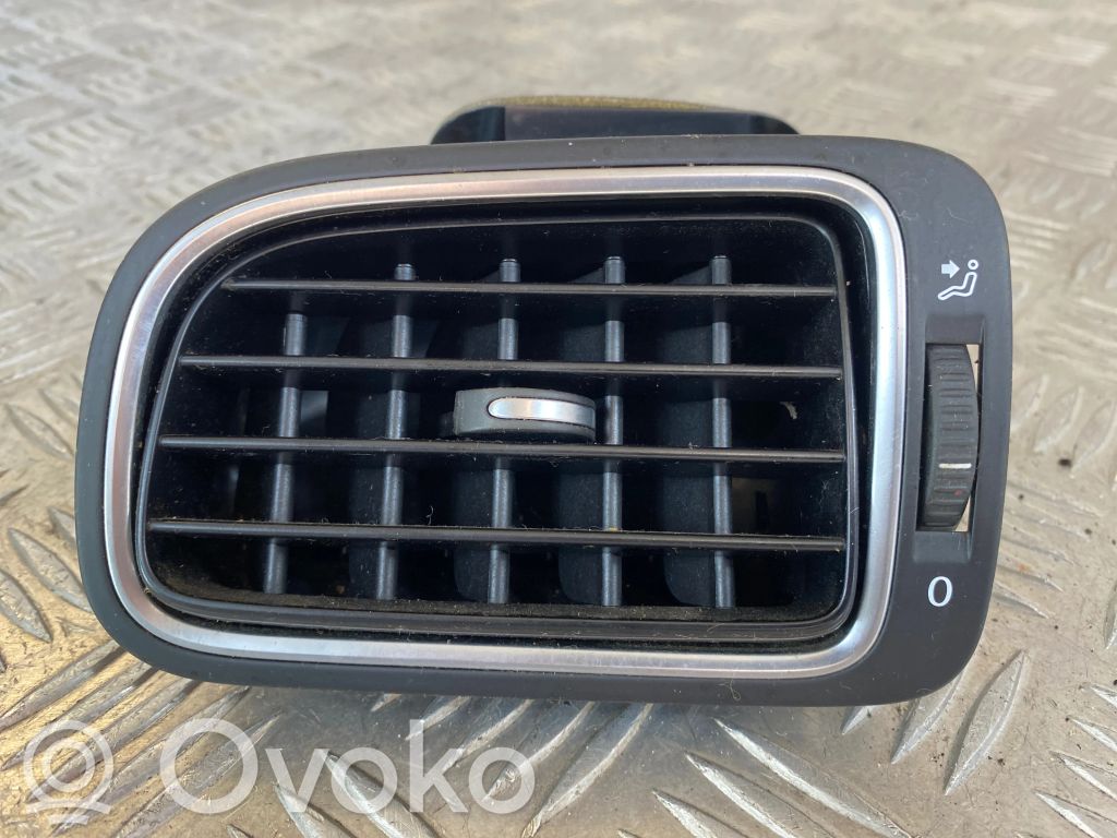 Volkswagen Cross Polo Boczna kratka nawiewu deski rozdzielczej 