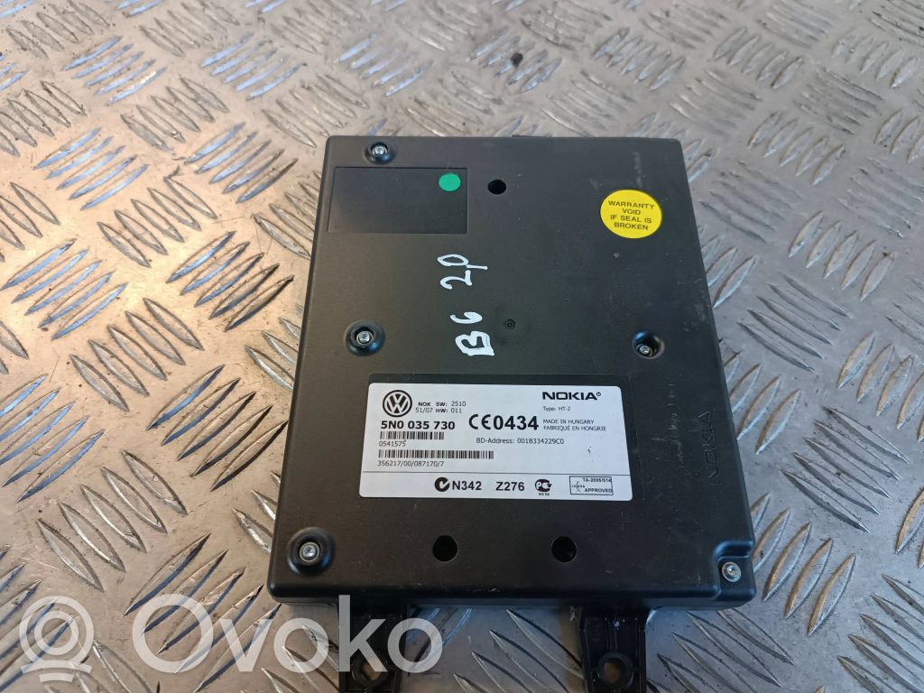 Volkswagen PASSAT B6 Bluetooth control unit module 