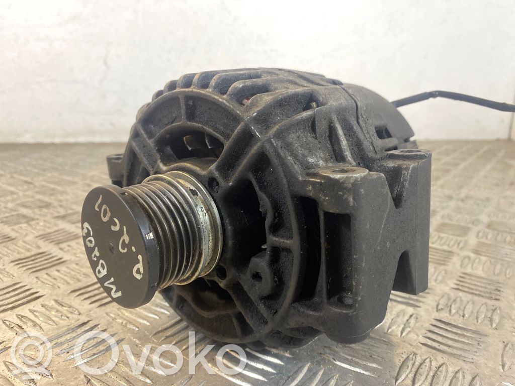 Mercedes-Benz C W202 Alternador 