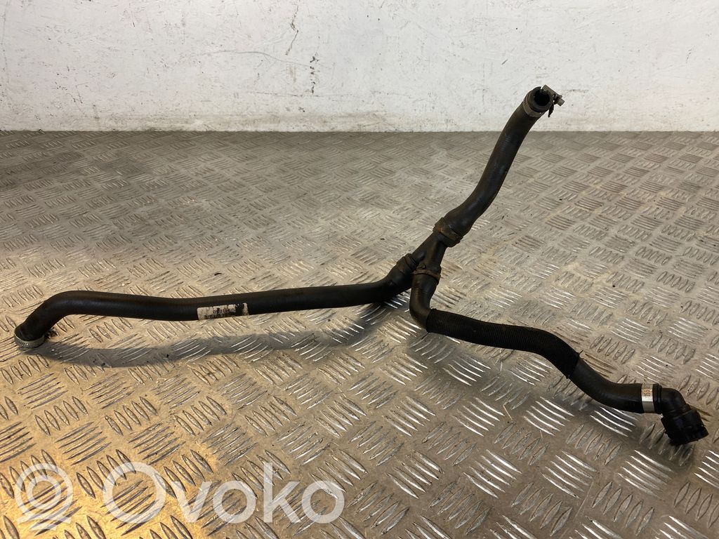 BMW 3 E90 E91 Engine coolant pipe/hose 