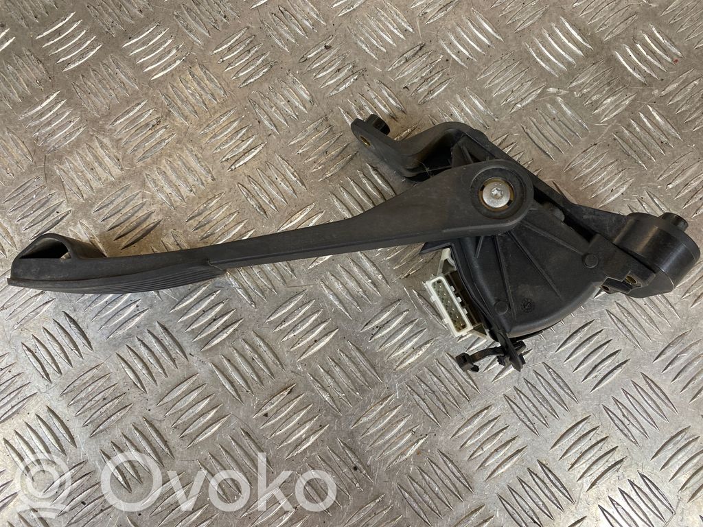 Volvo XC90 Accelerator throttle pedal 