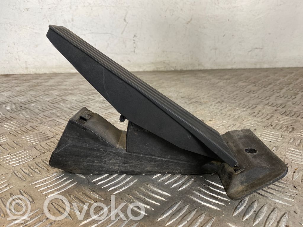 Pedale dell’acceleratore   6858574,25916010,1909120148A