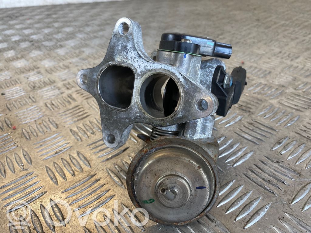 Honda FR-V Throttle valve 