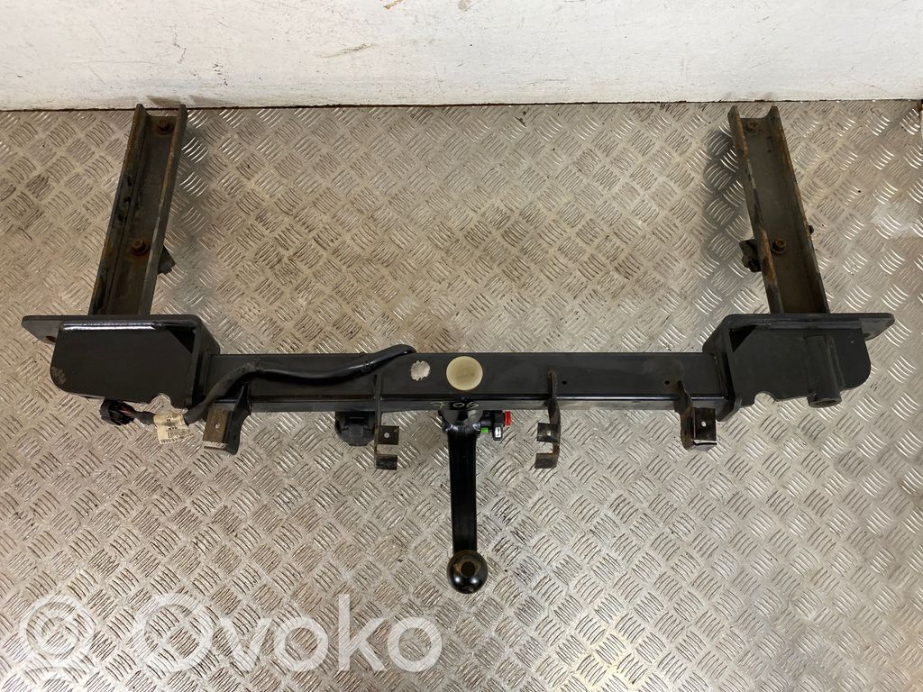 Opel Antara Hak holowniczy / Komplet 