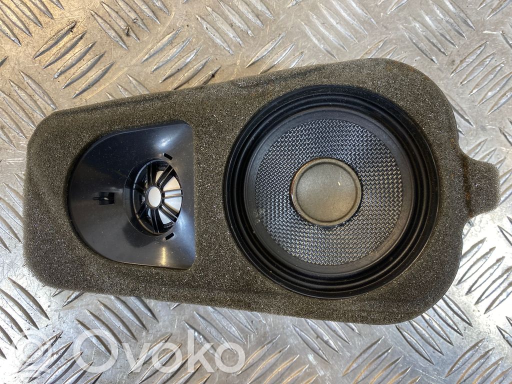 BMW X5 E70 Takaoven kaiutin 