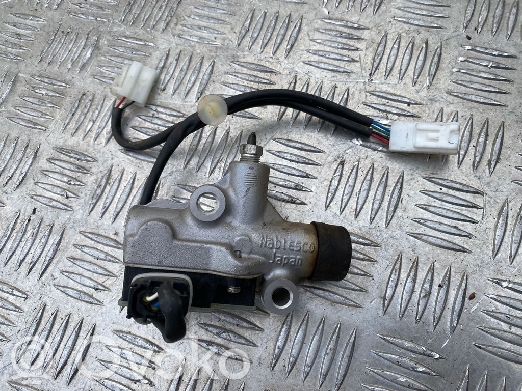 Subaru Legacy Cilindro maestro de embrague 
