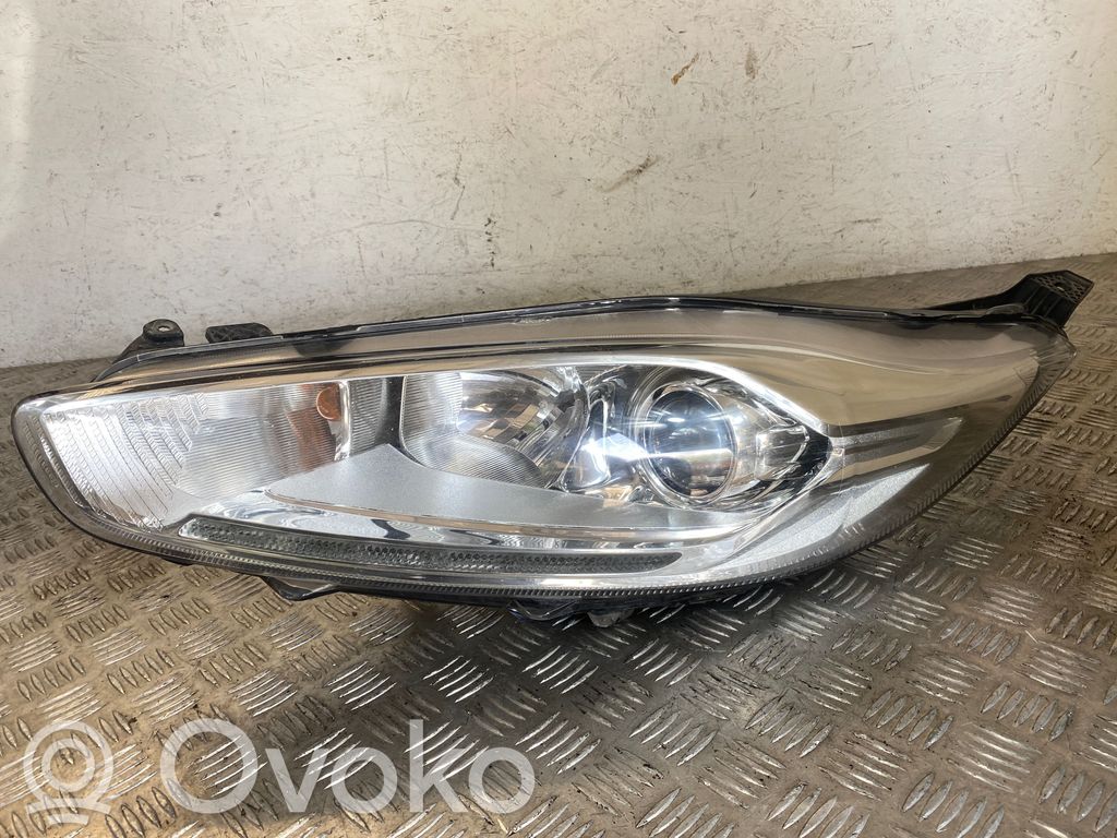 Ford Fiesta Scheinwerfer 