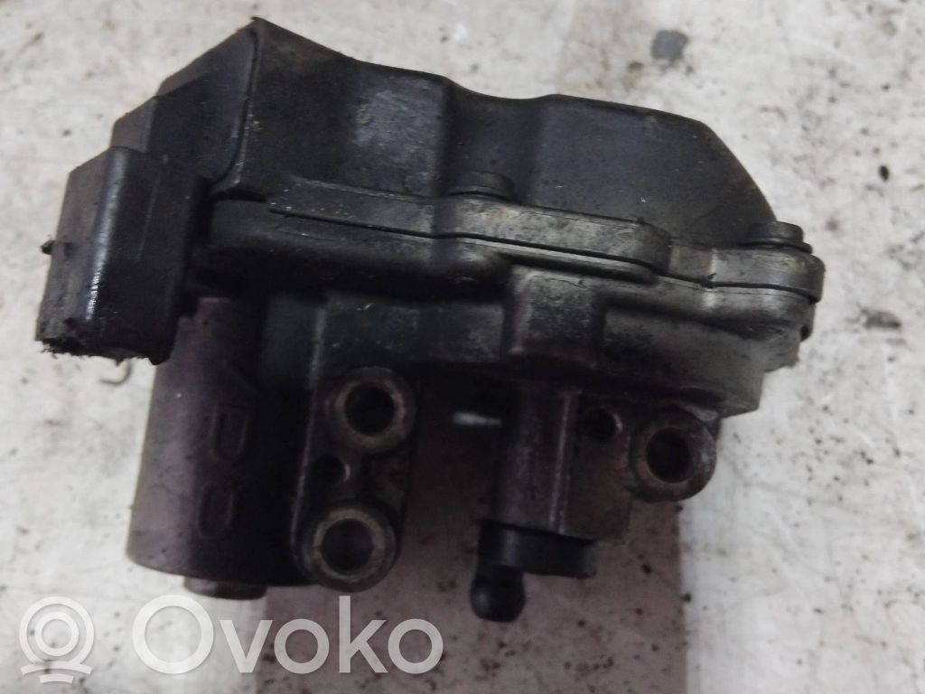 Audi A6 S6 C6 4F Activador/motor del colector de admisión 