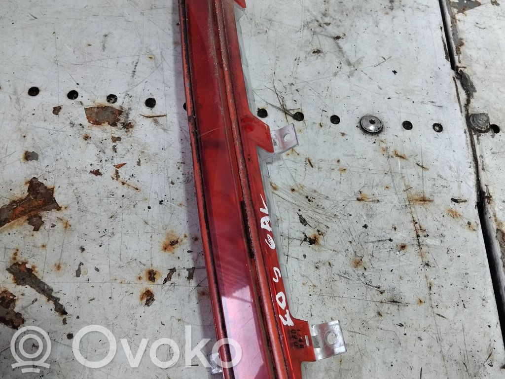 Volkswagen Eos Third/center stoplight 