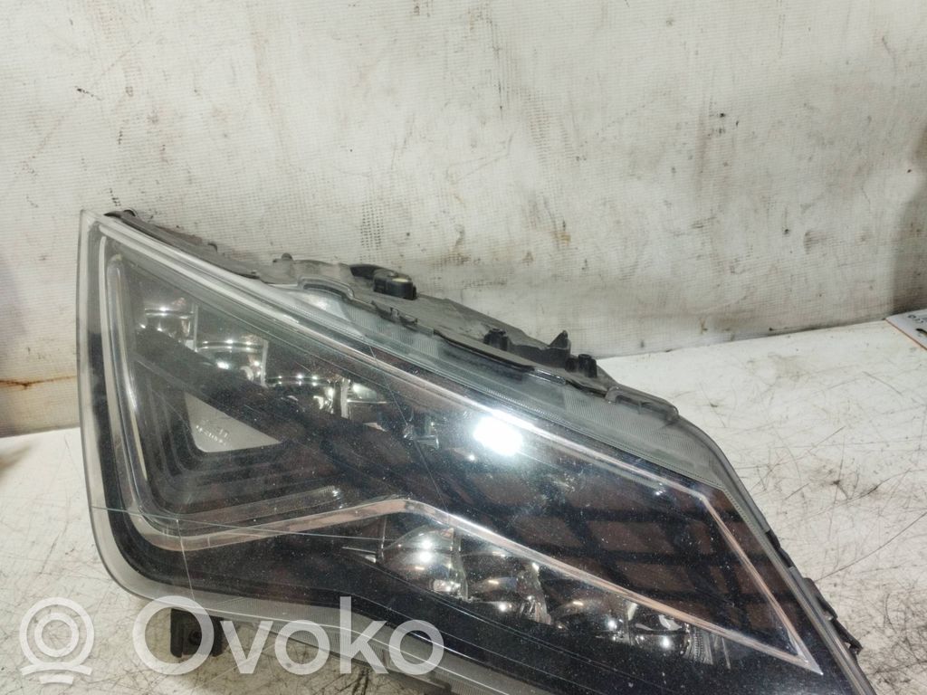 Seat Leon (5F) Faro/fanale 