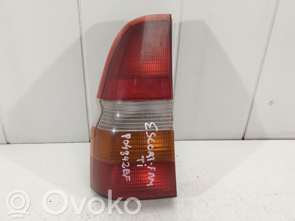 Rear/tail lights