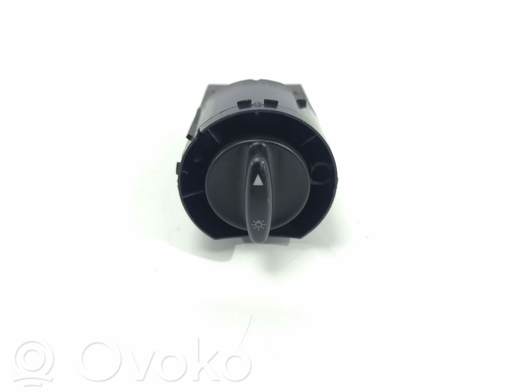 Interruptor de control del panel de luces   8L1941531E