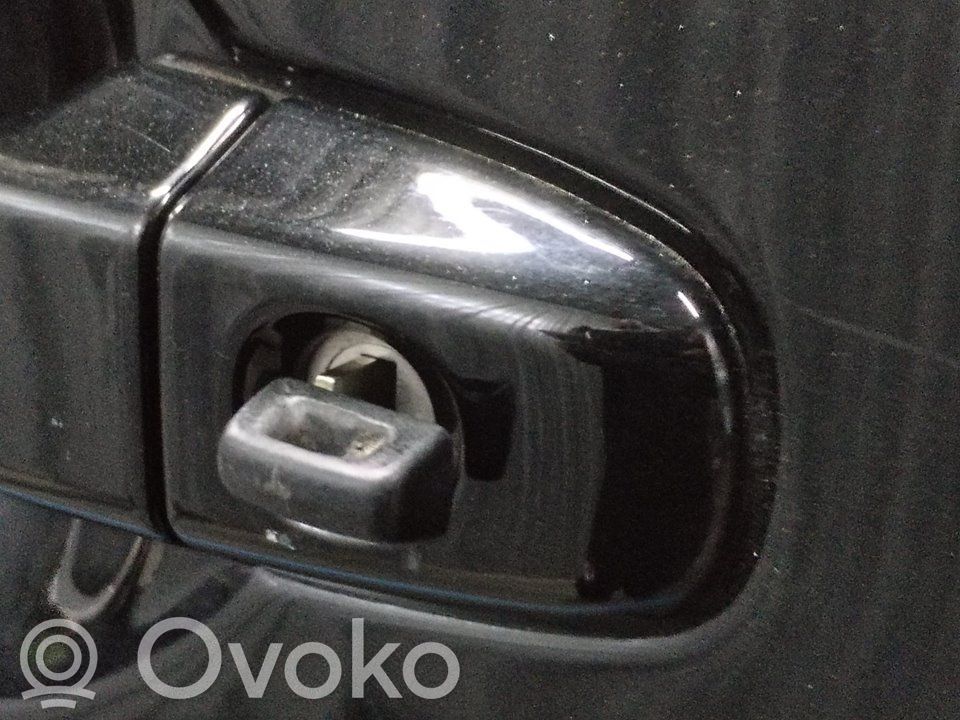 Etuoven lukko