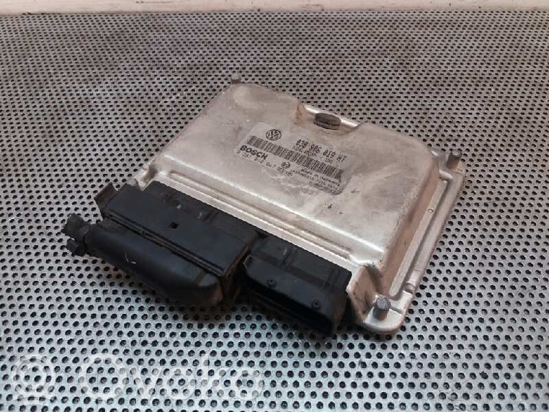 Unitate/modul de control motor   038906019HT,0281010947