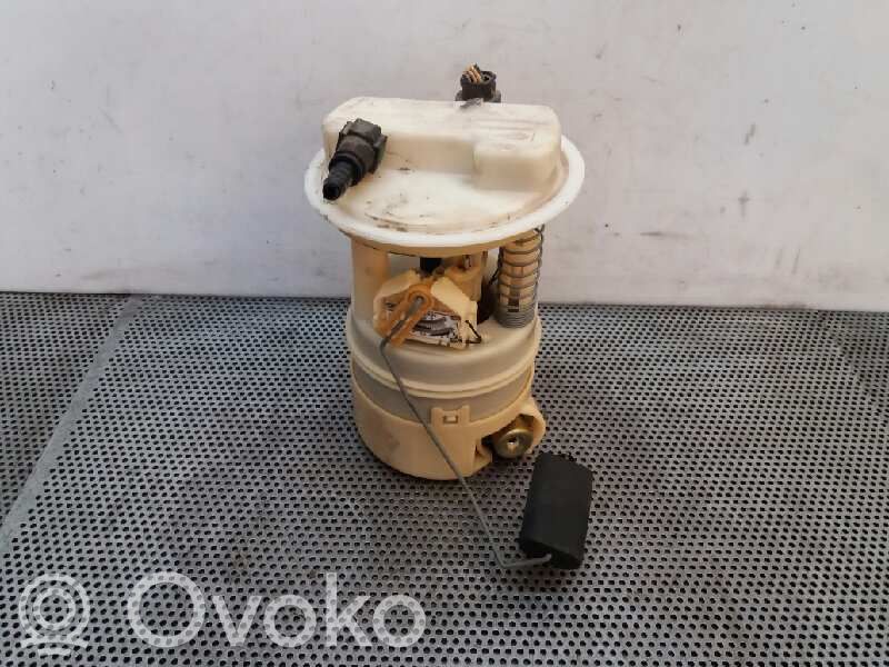 Bomba interna de combustible   8200057324,09746659900,MARWAL