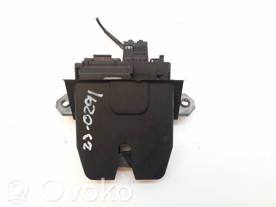 Ford Focus Loquet de verrouillage de hayon