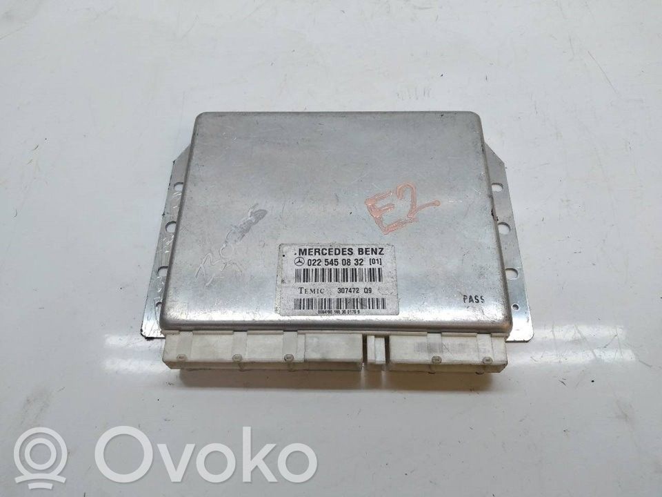 Mercedes-Benz Sprinter W901 W902 W903 W904 Calculateur moteur ECU