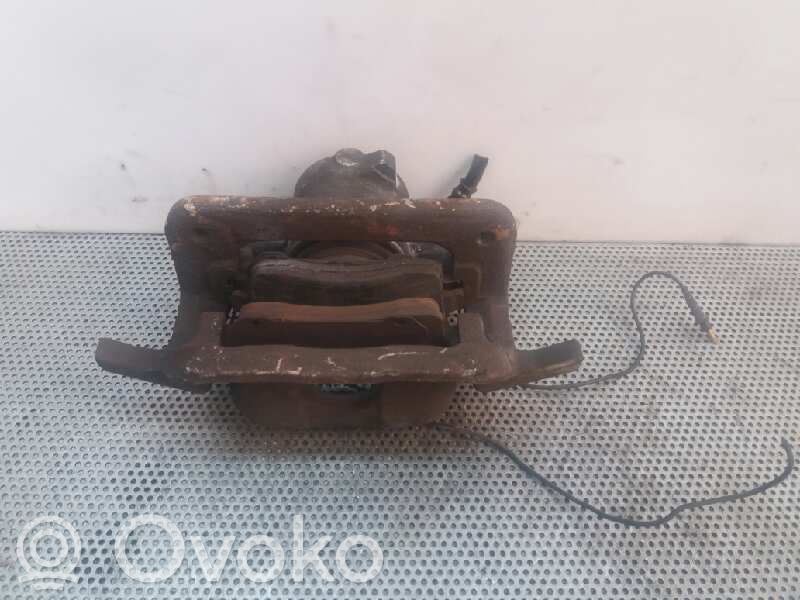 Peugeot 407 Front brake caliper 