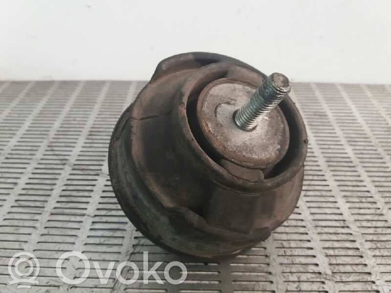 BMW 3 E36 Engine mount bracket 