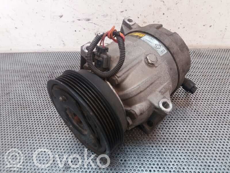 Renault Laguna II Ilmastointilaitteen kompressorin pumppu (A/C) 