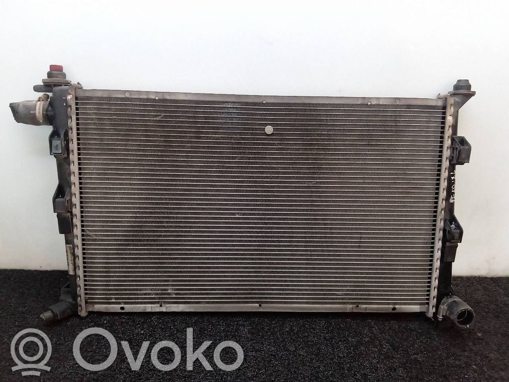 Mercedes-Benz Vaneo W414 Radiator lichid răcire 