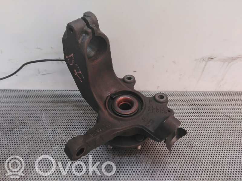 Front wheel hub spindle knuckle