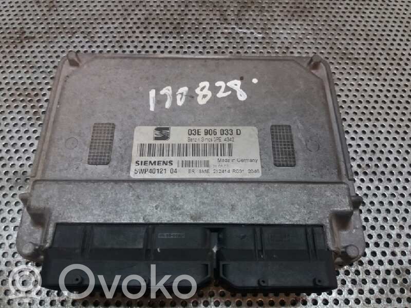 Engine control unit/module   03E906033D,5WP4012104