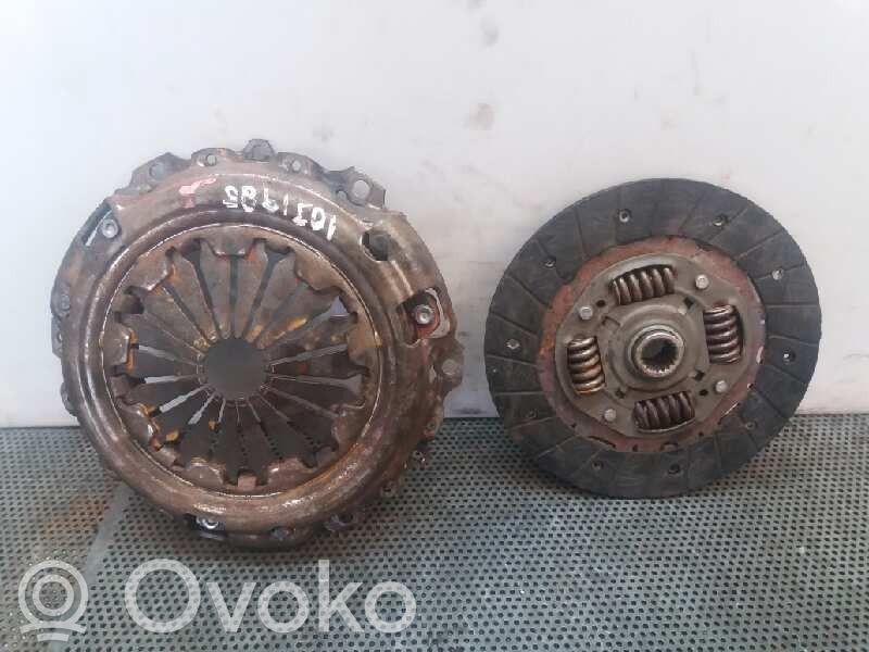 Peugeot 307 Kit d'embrayage 
