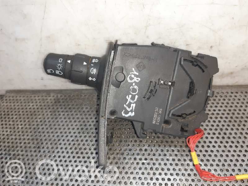 Renault Clio III Interruptor de control del panel de luces 