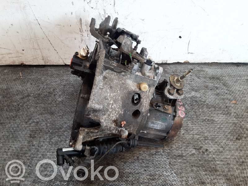 Citroen Xsara Caja de cambios manual de 5 velocidades