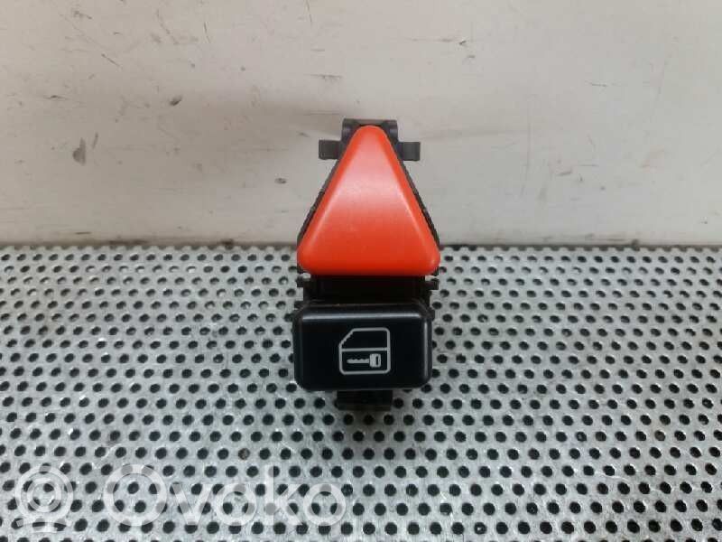 Comutator lumini pericol   A1688201210,33019001