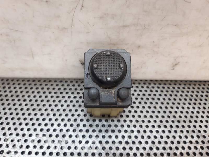 Wing mirror switch   95VW14B003BAW