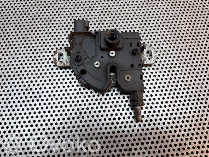 Ford Focus Boucle, crochet d'arrimage 