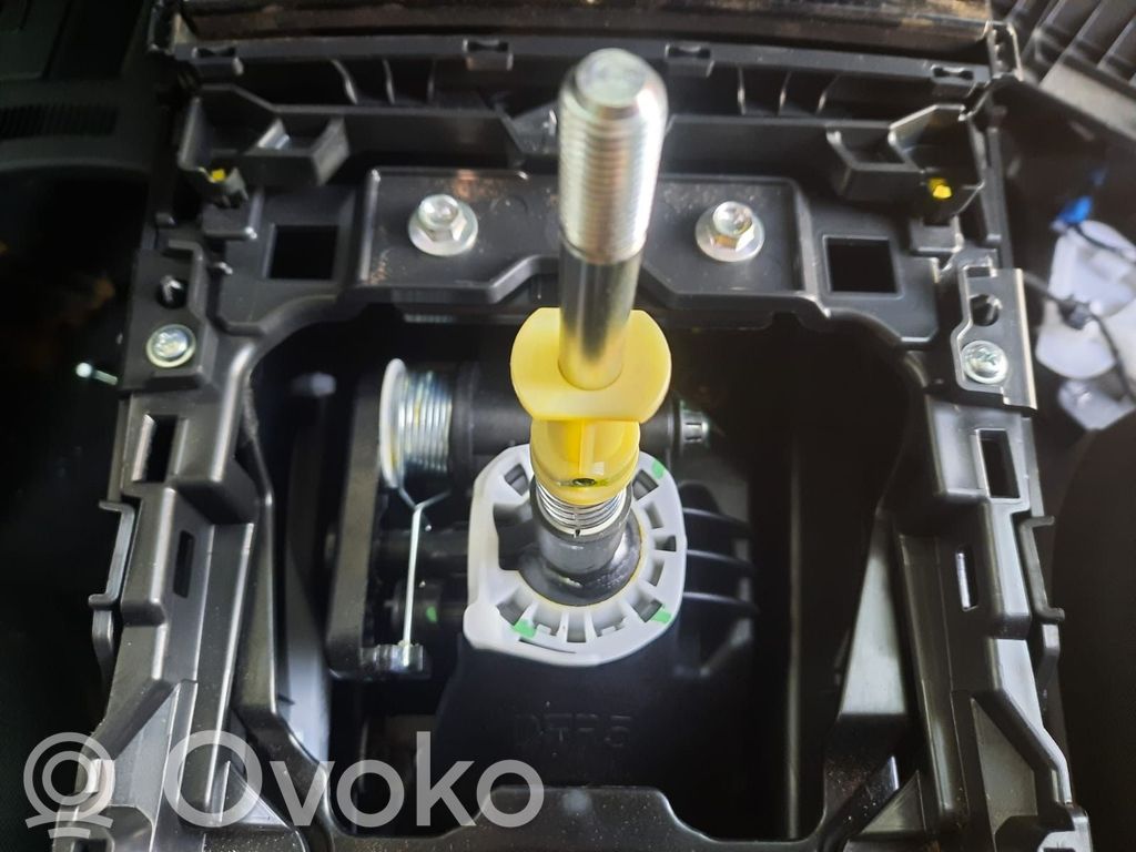 Mazda CX-30 Bloc semnalizator și ștergător parbriz 