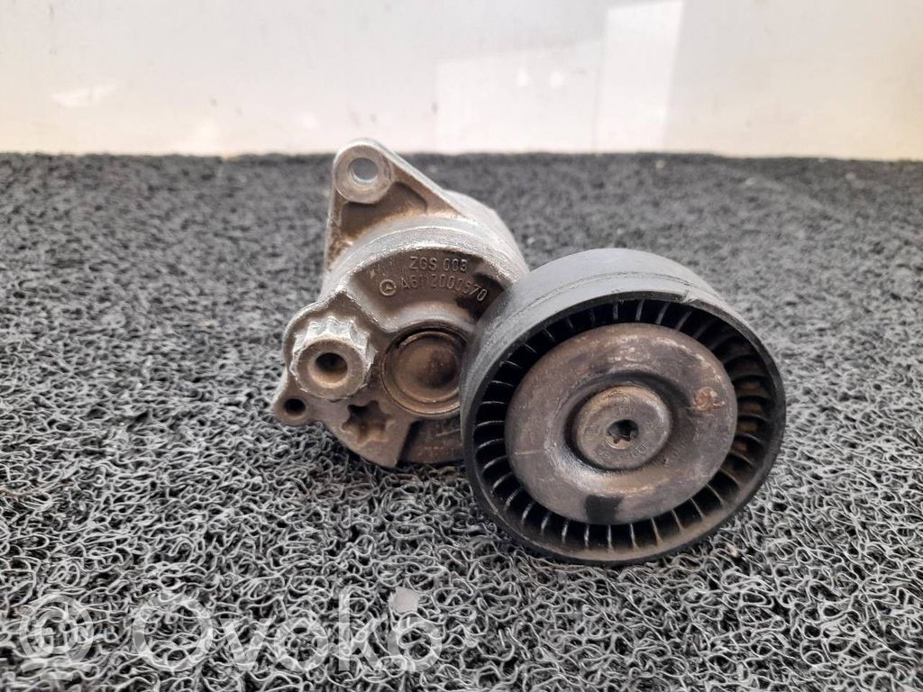 Mercedes-Benz Sprinter W901 W902 W903 W904 Întinzător curea generator/alternator 