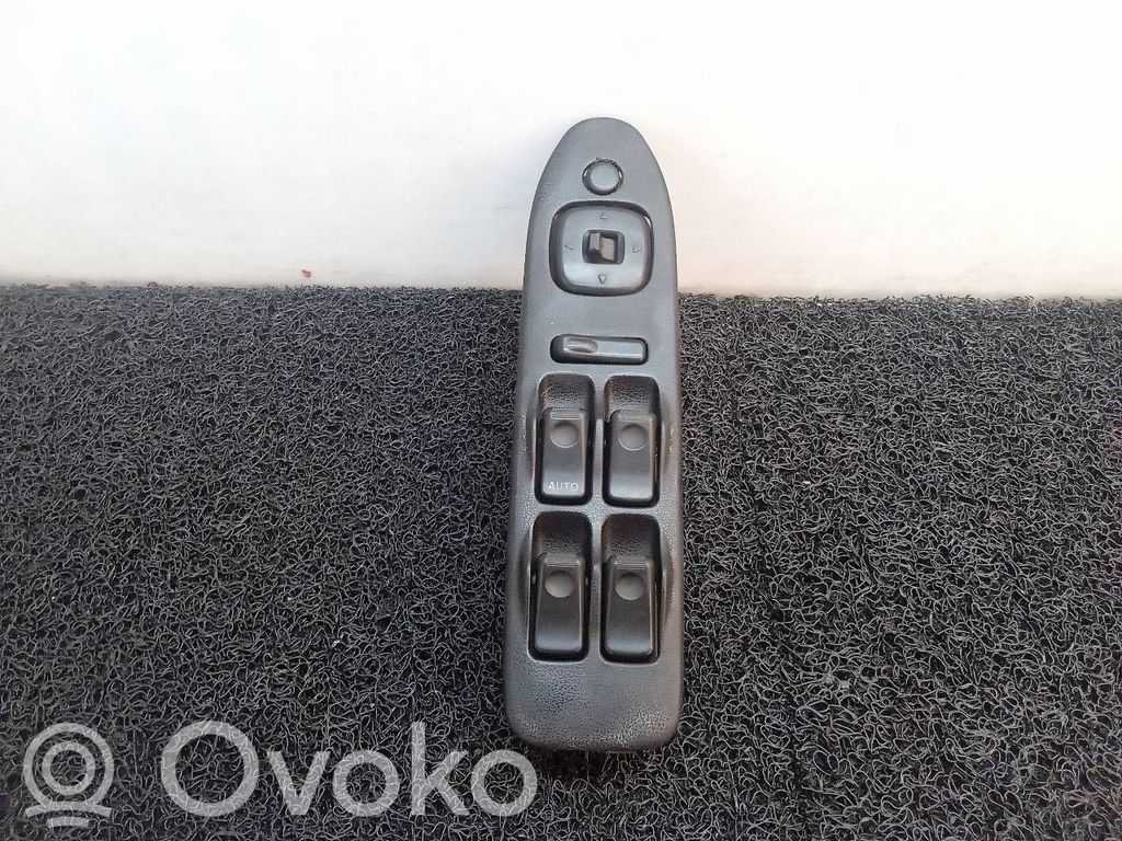 Przyciski szyb   C8HD62A,2346D7,OMRON