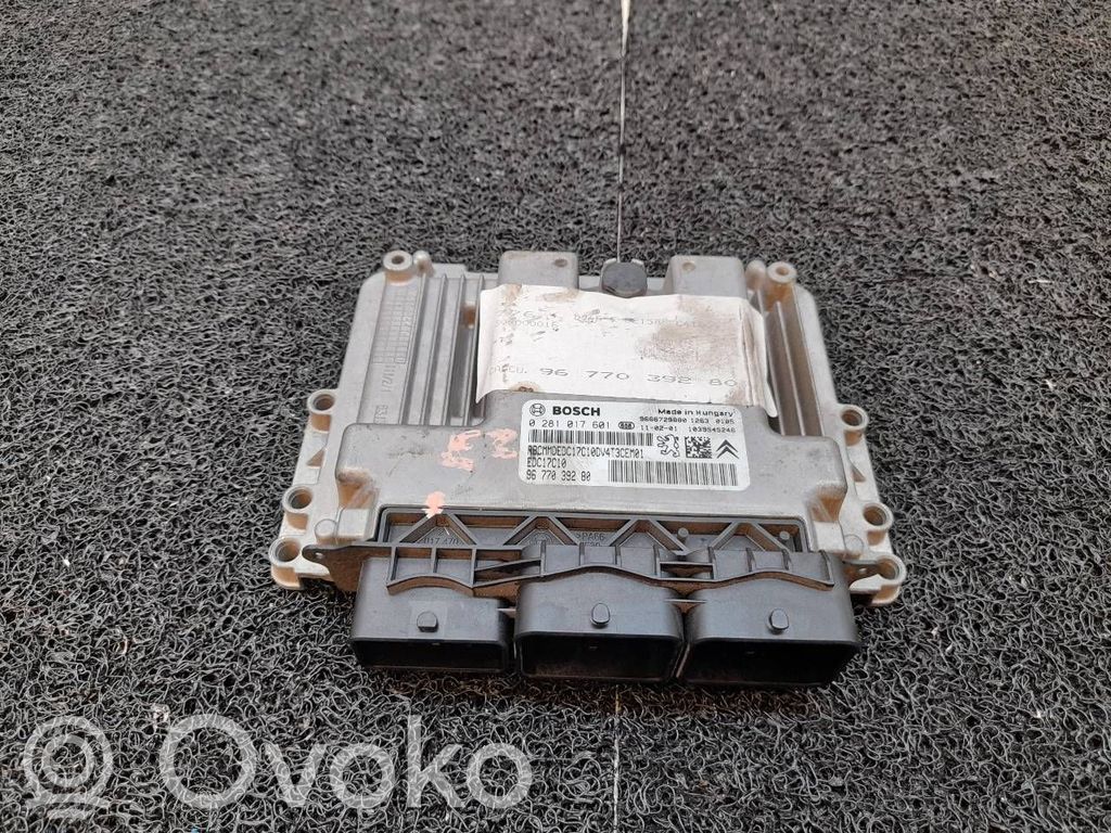 Peugeot 206+ Engine control unit/module 