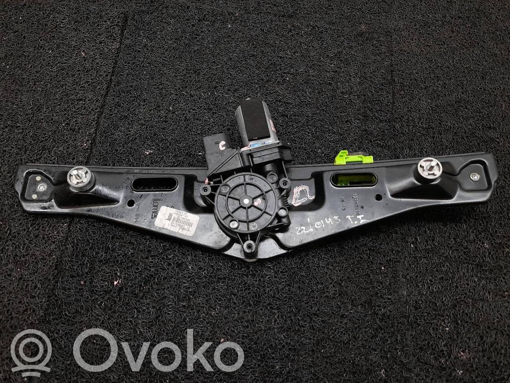 BMW X1 E84 Mechanizm podnoszenia szyby tylnej bez silnika 