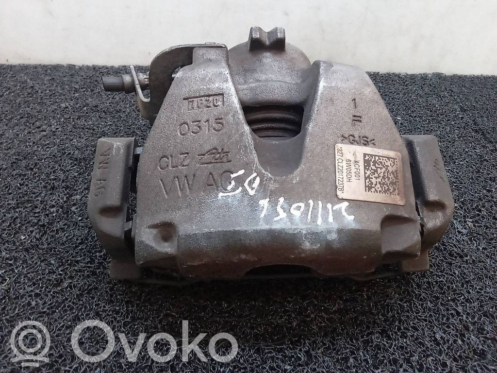 Audi A5 Передний суппорт 