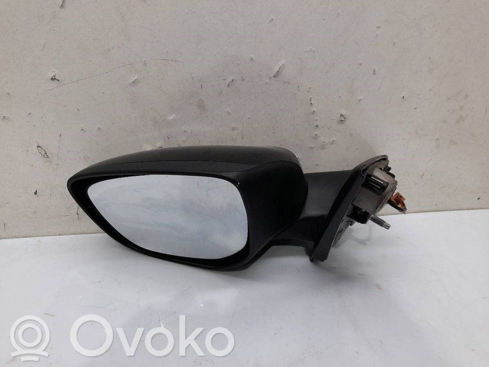 Front door electric wing mirror