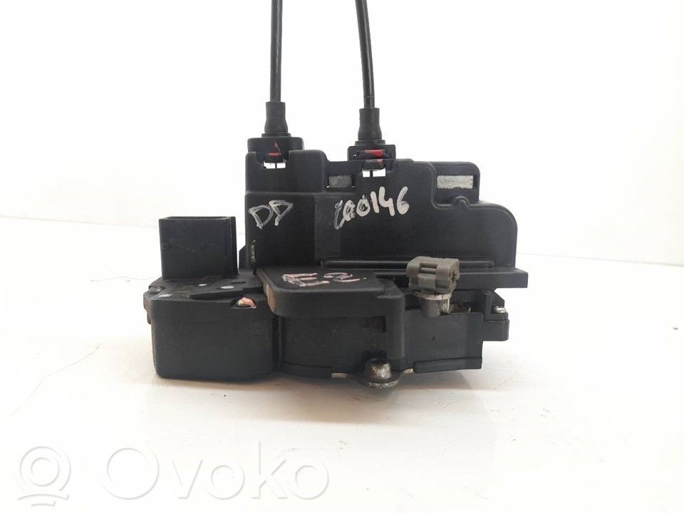 Chevrolet Captiva Zamek drzwi przednich 