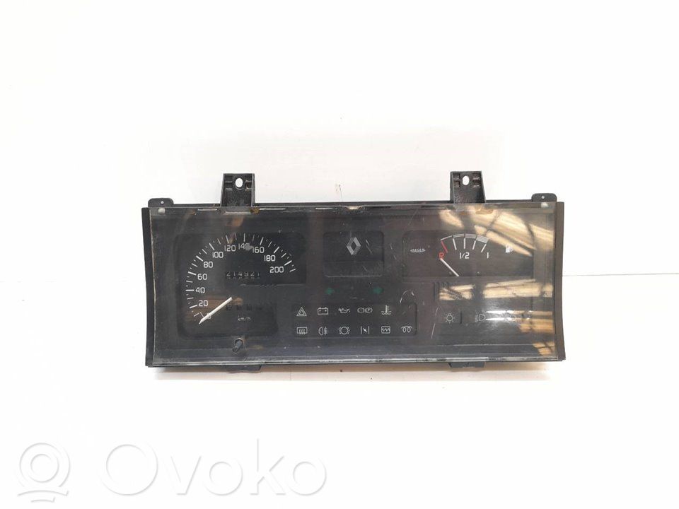 Renault Clio I Speedometer (instrument cluster) 