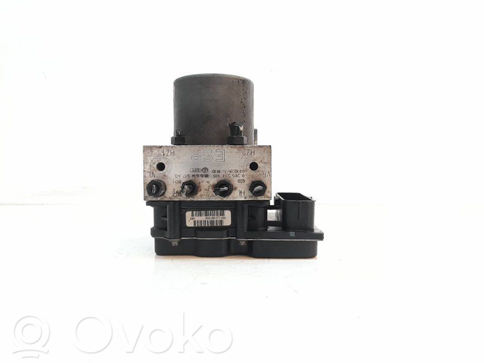 Audi A4 S4 B6 8E 8H ABS-pumppu 