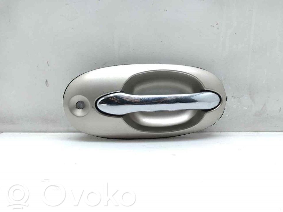 Manecilla externa puerta delantera   K53A58410