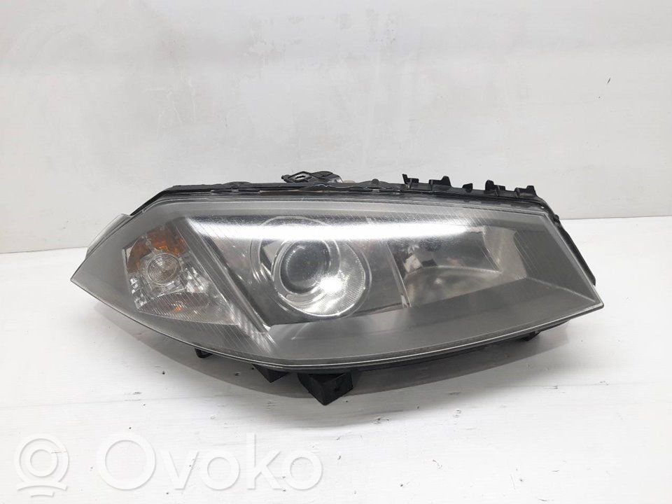 Renault Megane II Headlight/headlamp 