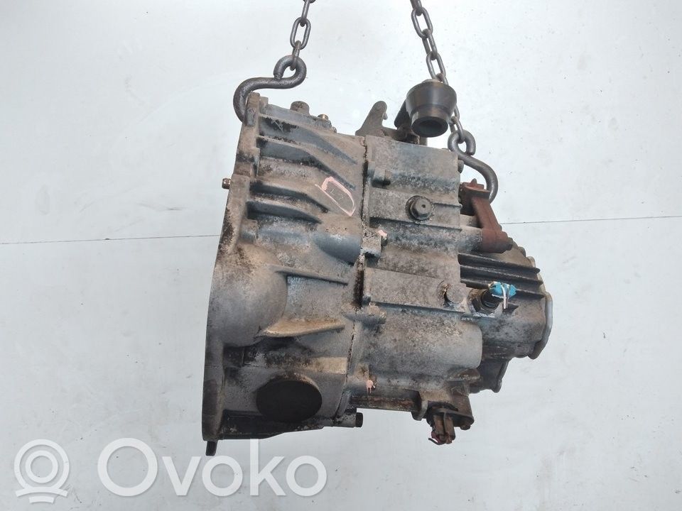 Manualna 5-biegowa skrzynia biegów   P05273474AA,TCG327400010