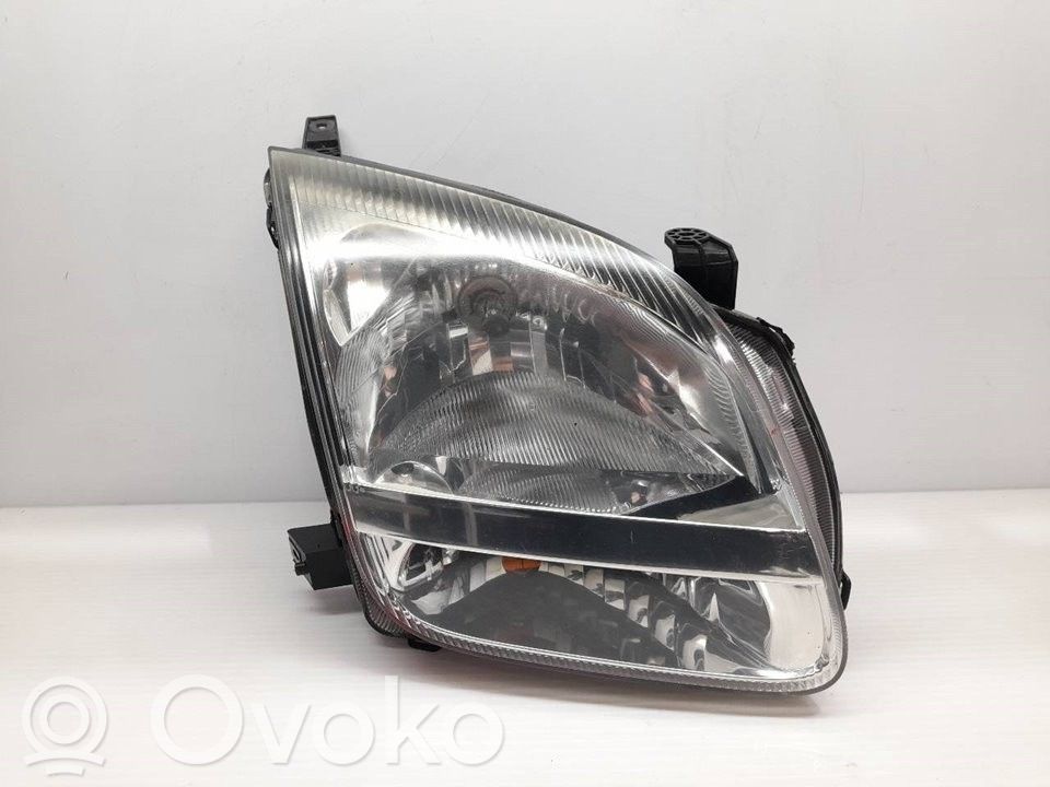 Subaru Justy Lampa przednia 